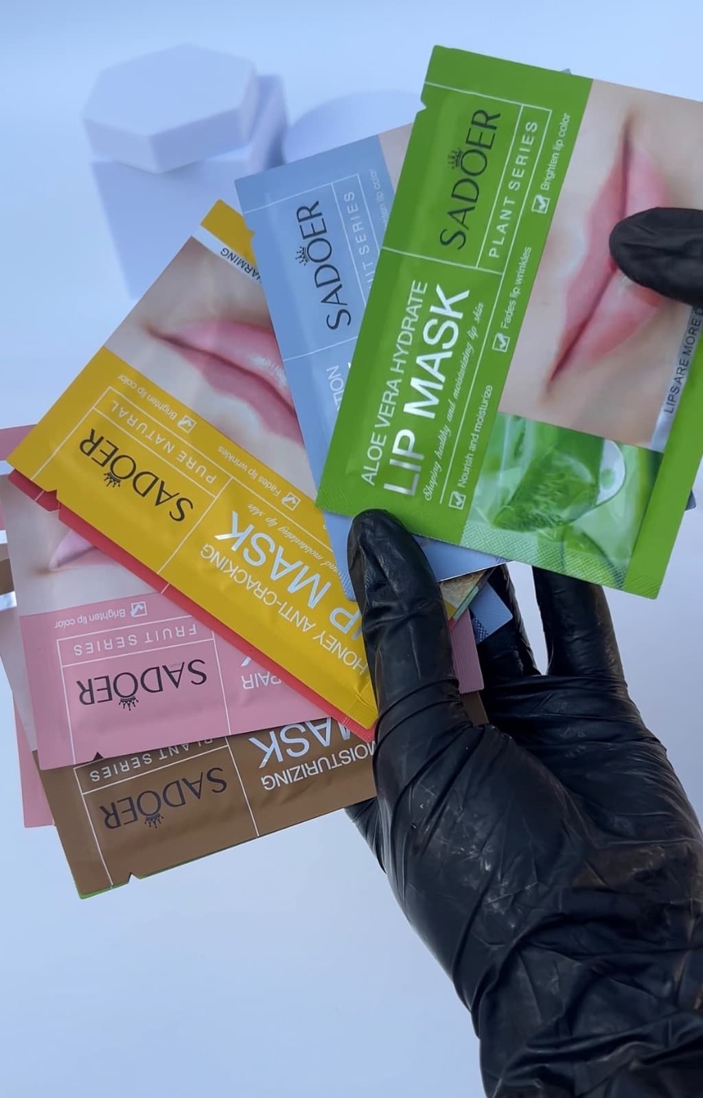 Hydrating lip mask.